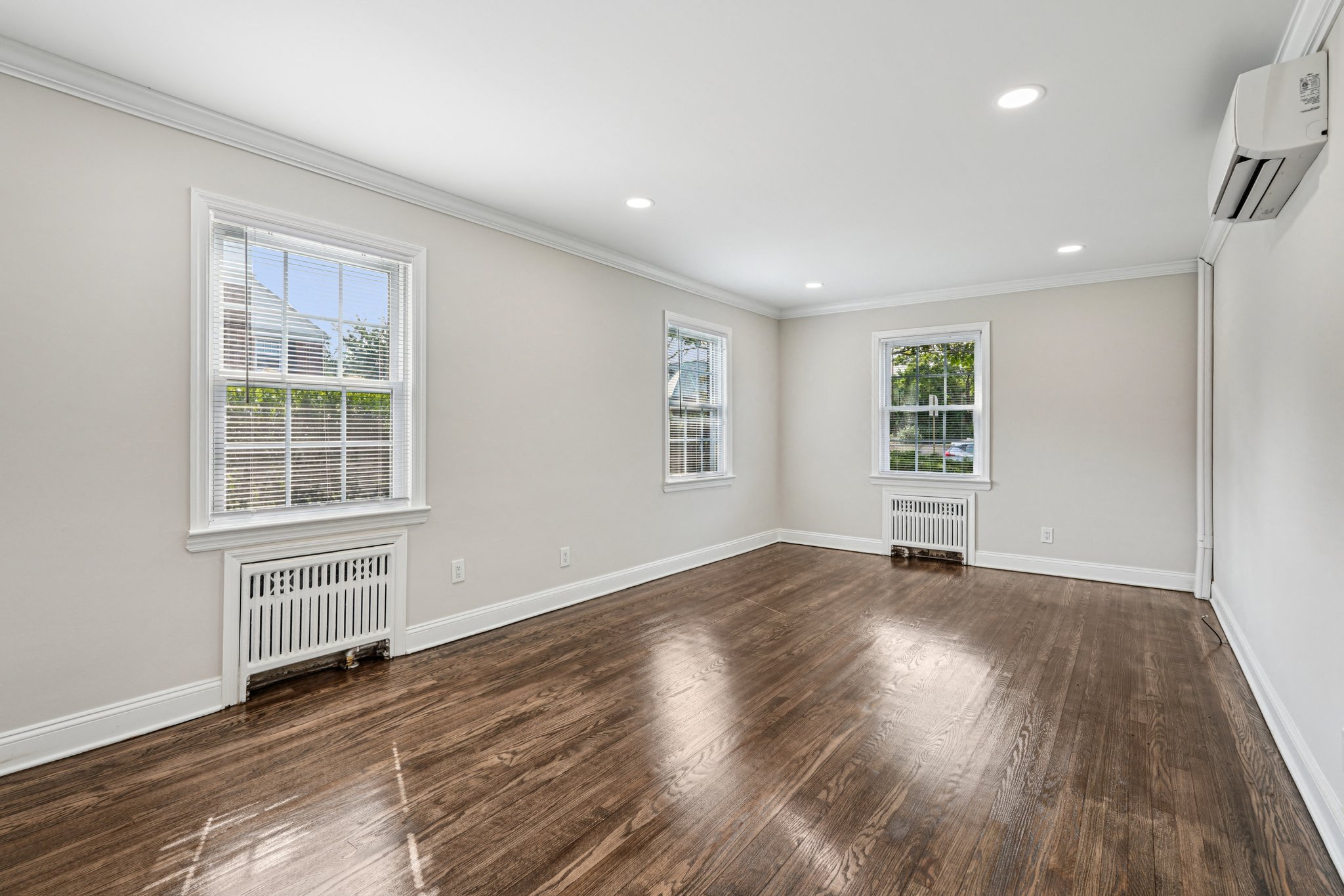 Gallery Photo 17